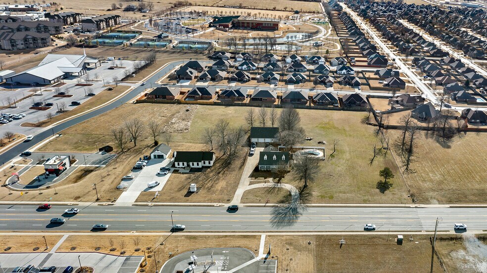 More Photos Of 1261 SW Regional Airport Blvd, Bentonville Land For Sale