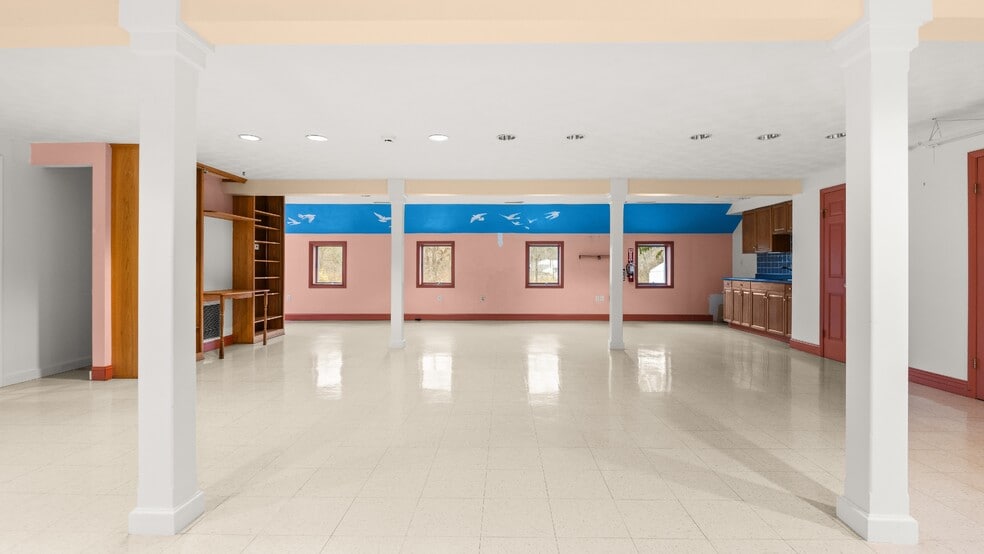 More Photos Of 26 Benton Rd, Wassaic Office For Lease