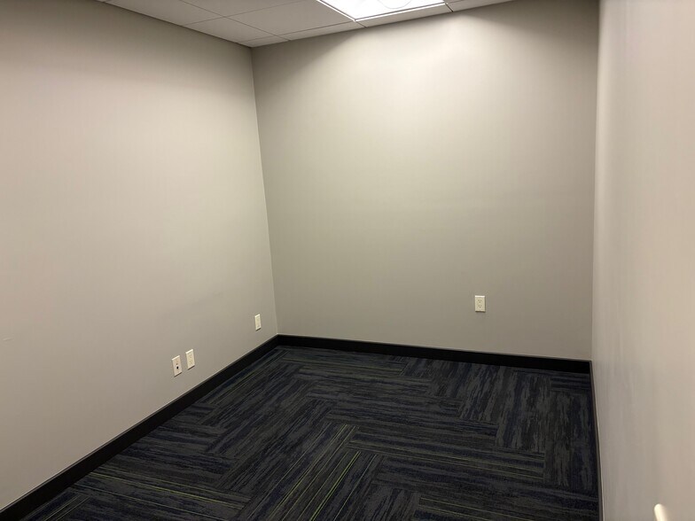 More Photos Of 1210-1214 E Green St, Pasadena Office For Lease