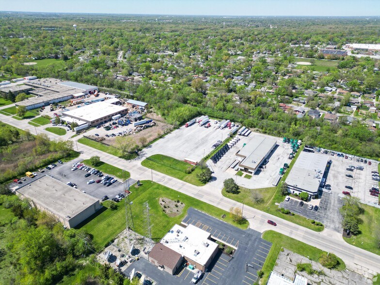 More Photos Of 68 North St, Park Forest Parking Lot For Sale