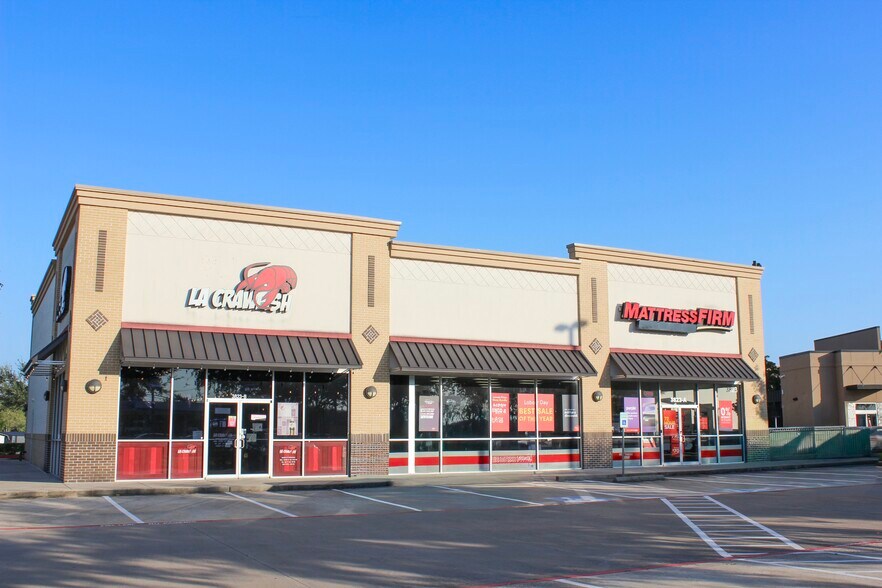 Primary Photo Of 3823 FM 1092 Rd, Missouri City Storefront For Lease