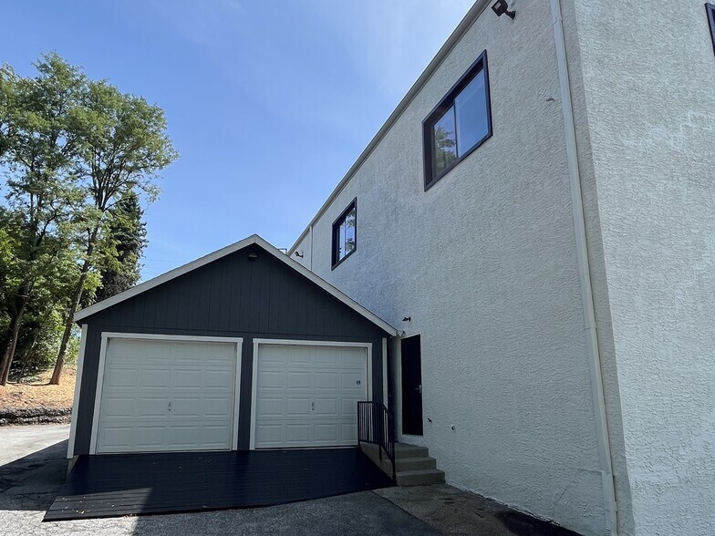 More Photos Of 1035 W Baltimore Pike, Media Freestanding For Sale