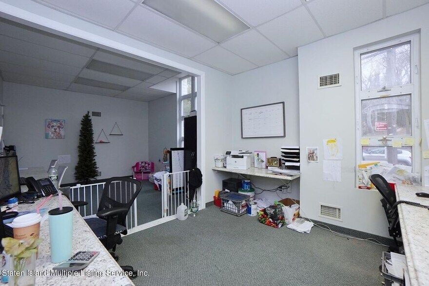More Photos Of 15 1st St, Staten Island Office For Sale