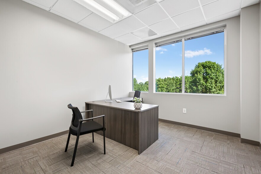 More Photos Of 1208 Pointe Centre Dr, Chattanooga Medical For Lease