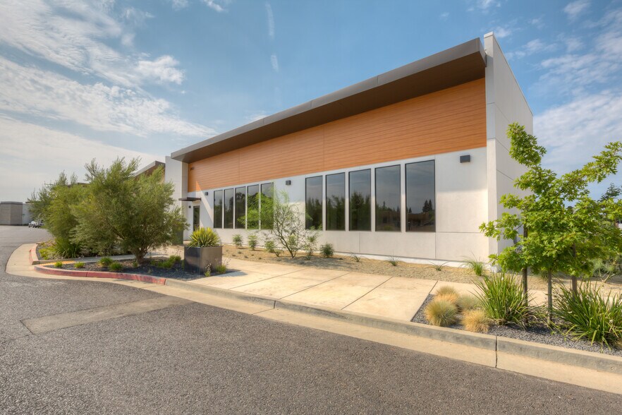 Primary Photo Of 2455 Beacon St, Chico Office For Sale