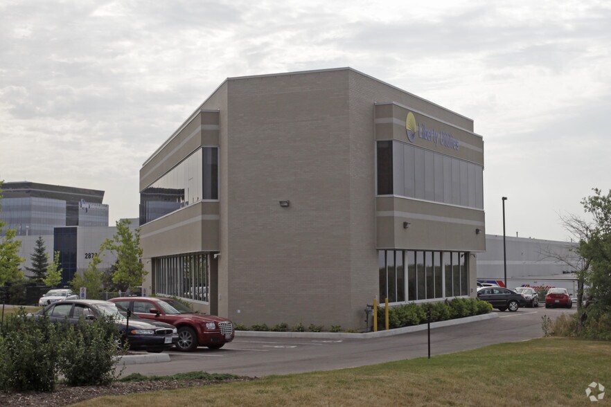 More Photos Of 2865 Bristol Cir, Oakville Coworking Space