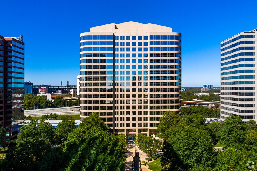 More Photos Of 600 Galleria Pky SE, Atlanta Unknown For Sale