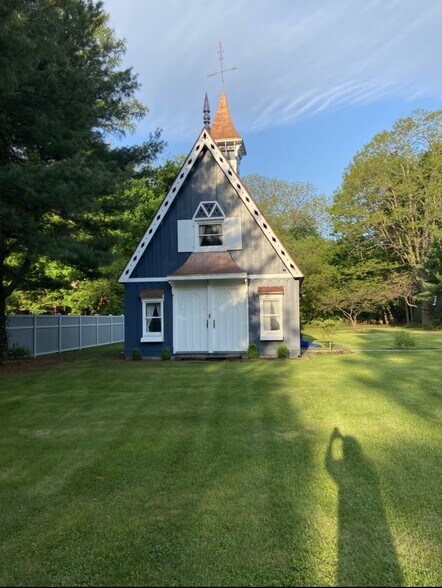 Primary Photo Of 28 W Bridge St, Saugerties Office For Lease