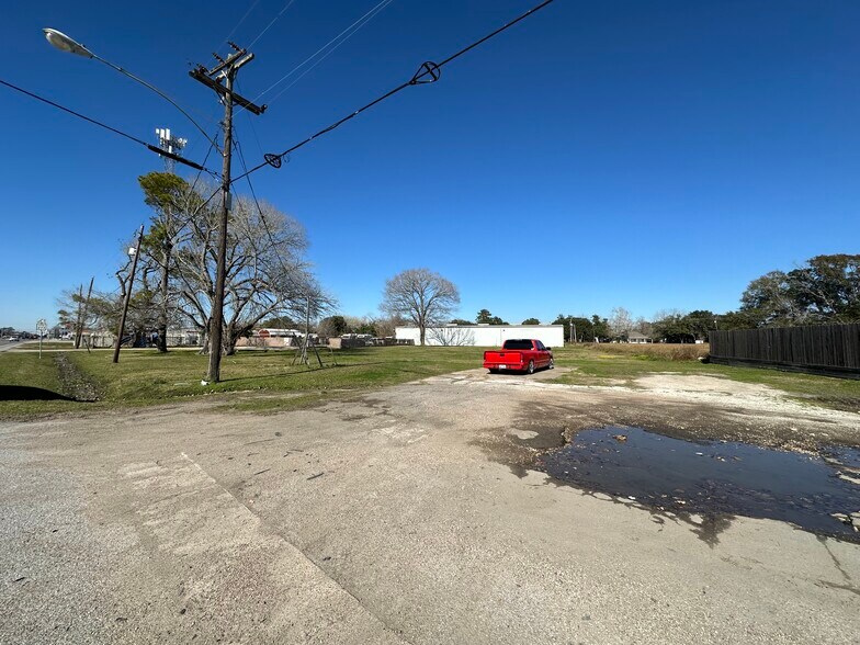 More Photos Of E Highway 6, Alvin Land For Sale