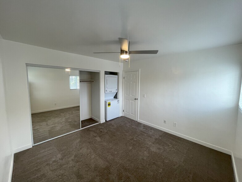 More Photos Of 481 Palm Ave, Imperial Beach Apartments For Sale
