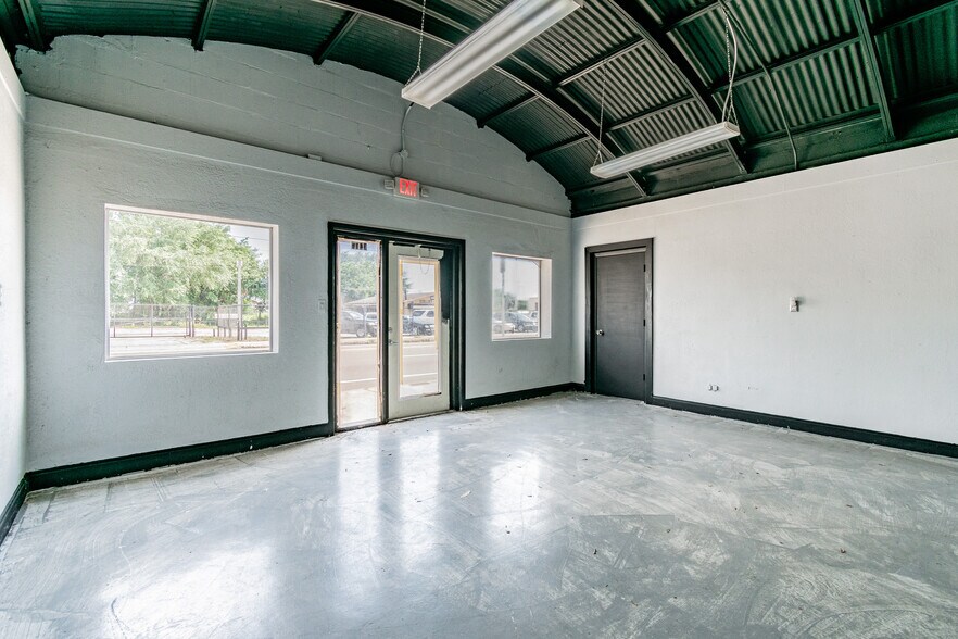 More Photos Of 3410 E 7th Ave, Tampa Loft Creative Space For Lease