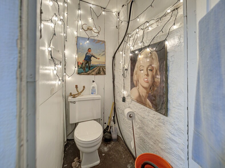 More Photos Of 57 Halsey St, Newark Storefront Retail Residential For Sale