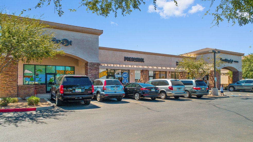 More Photos Of 1075 E Riggs Rd, Chandler Freestanding For Lease