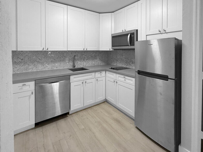 More Photos Of 6647 SW 59th Pl, Miami Apartments For Sale