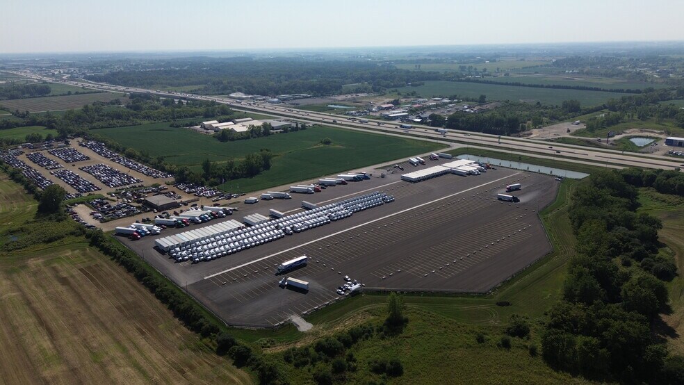 More Photos Of 2305 NE Frontage Rd, Mount Pleasant Land For Lease