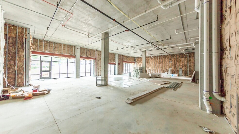 More Photos Of 110 SW Market St, Lee's Summit Office For Sale