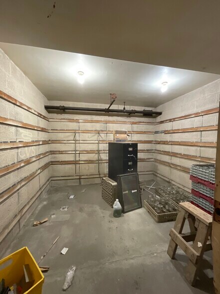 More Photos Of 37-41 North St, Pittsfield Storefront For Lease