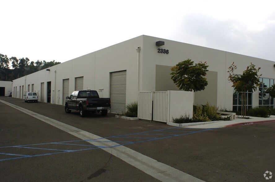 More Photos Of 2330 La Mirada Dr, Vista Unknown For Lease