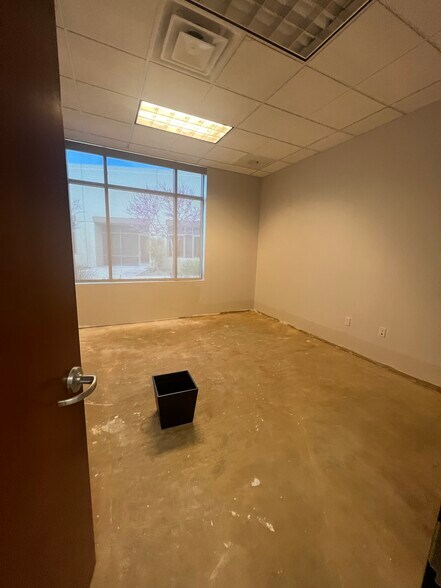 More Photos Of 1801 3rd St, Norco Unknown For Lease