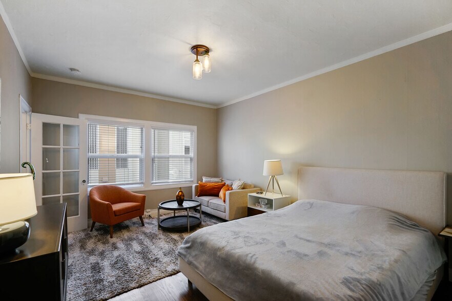 More Photos Of 226 Athol Ave, Oakland Apartments For Sale