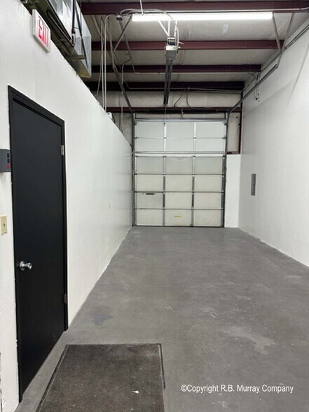 More Photos Of 1425 Enterprise Ave, Springfield Warehouse For Lease