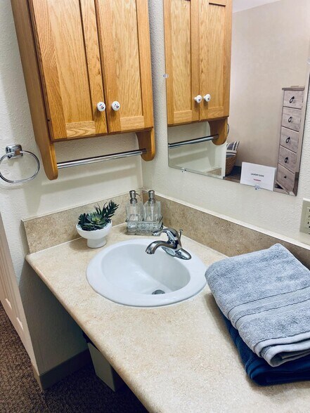 More Photos Of 2143 6th Ave W, Dickinson Assisted Living For Sale