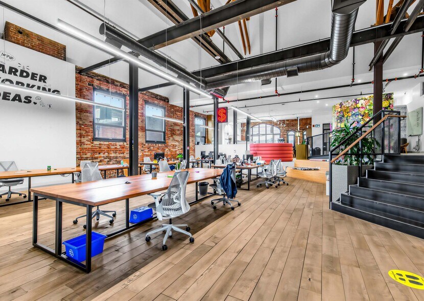 More Photos Of 761 Queen St W, Toronto General Retail For Sale