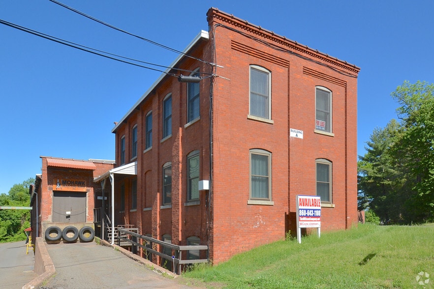 More Photos Of 5-40 Glen Rd, Manchester Warehouse For Lease