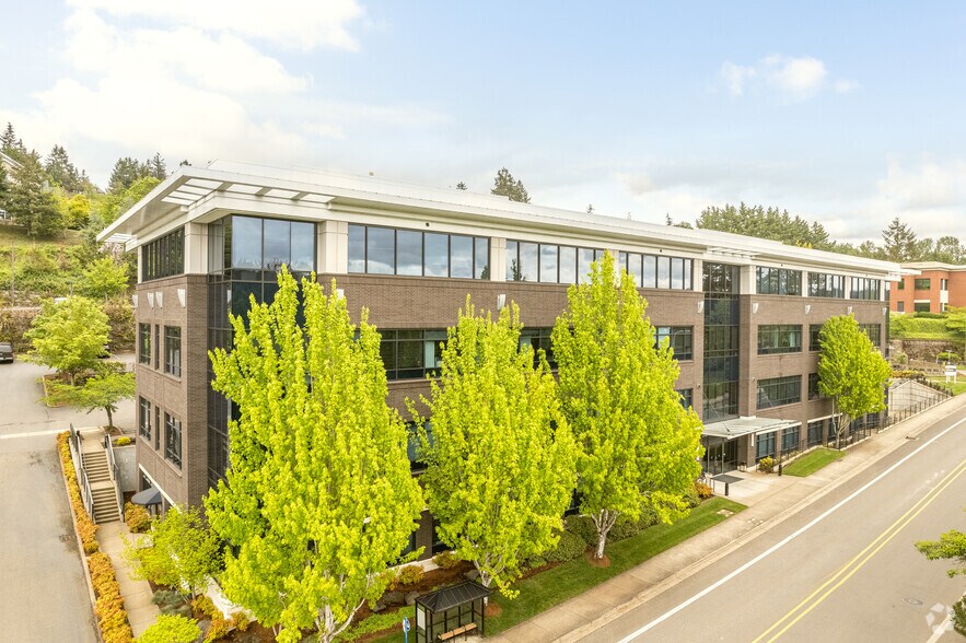 More Photos Of 1730-1750 Blankenship Rd, West Linn Office For Sale