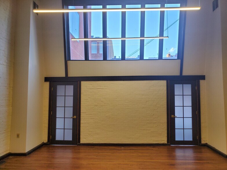 More Photos Of 9 Saint Matthews Ct NW, Washington Office Residential For Lease