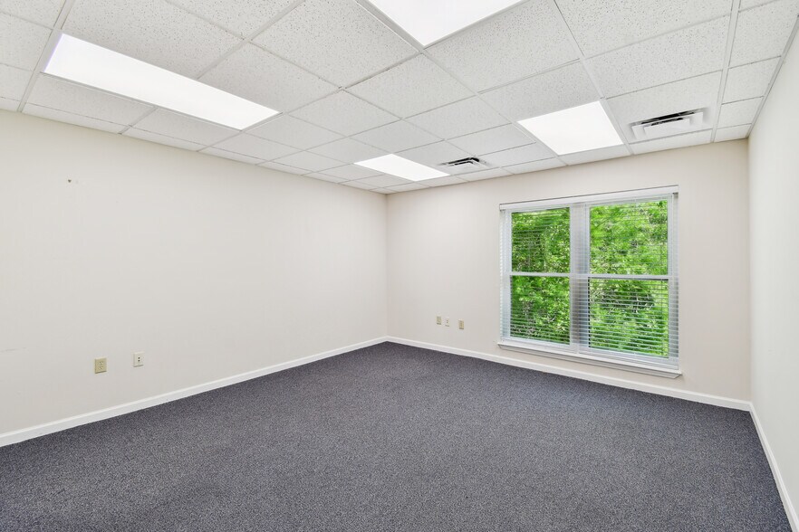 More Photos Of 4540 Southside Blvd, Jacksonville Medical For Lease