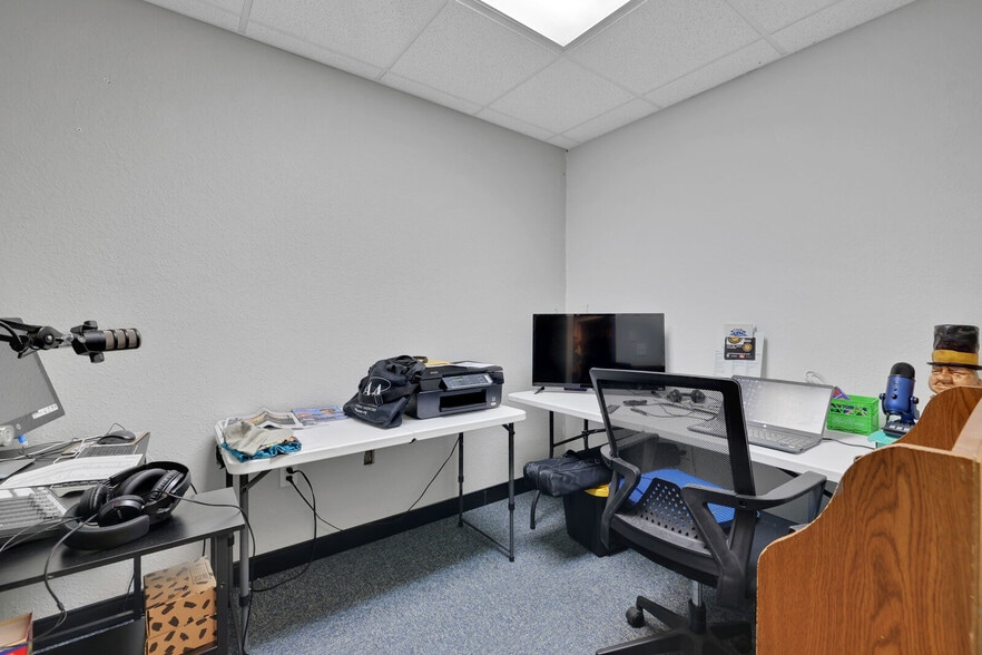 More Photos Of 624 Goodwin St, Jacksonville Office For Sale