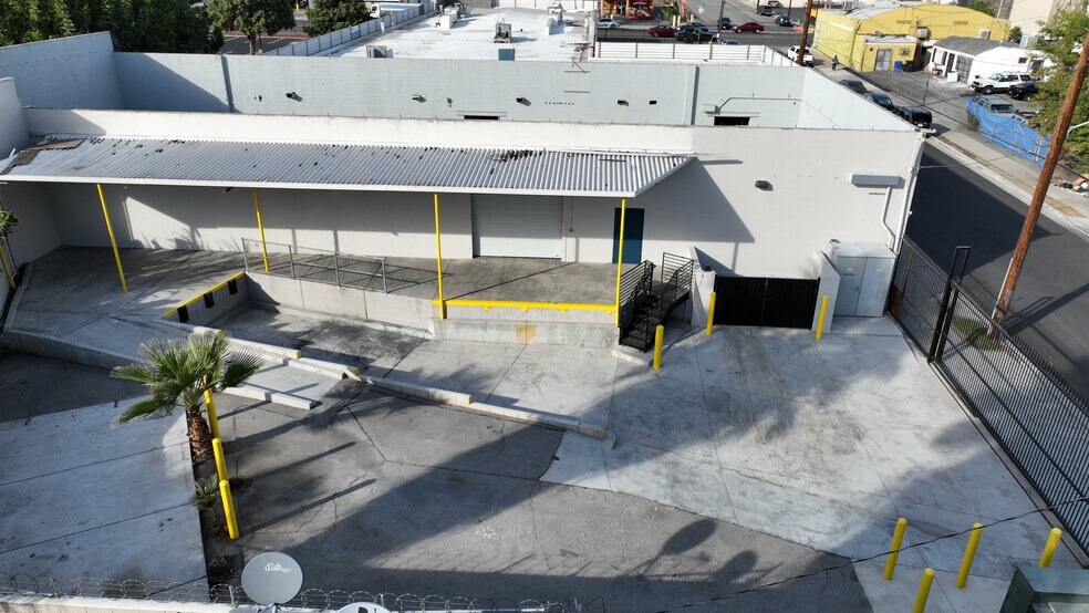 More Photos Of 575 W Base Line St, San Bernardino Freestanding For Sale