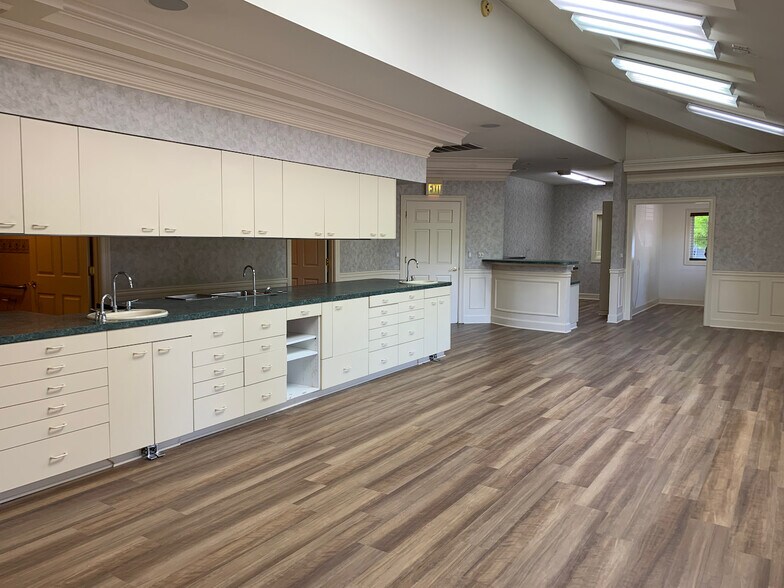 More Photos Of 9101 Bridgeport Way SW, Lakewood Medical For Lease