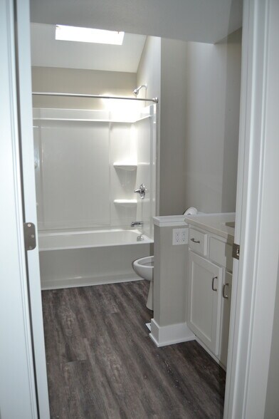 More Photos Of 210 Wilson St, Van Meter Apartments For Sale