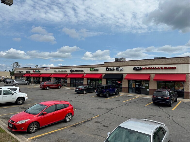 More Photos Of 2020-2056 S Pokegama Ave, Grand Rapids Unknown For Lease