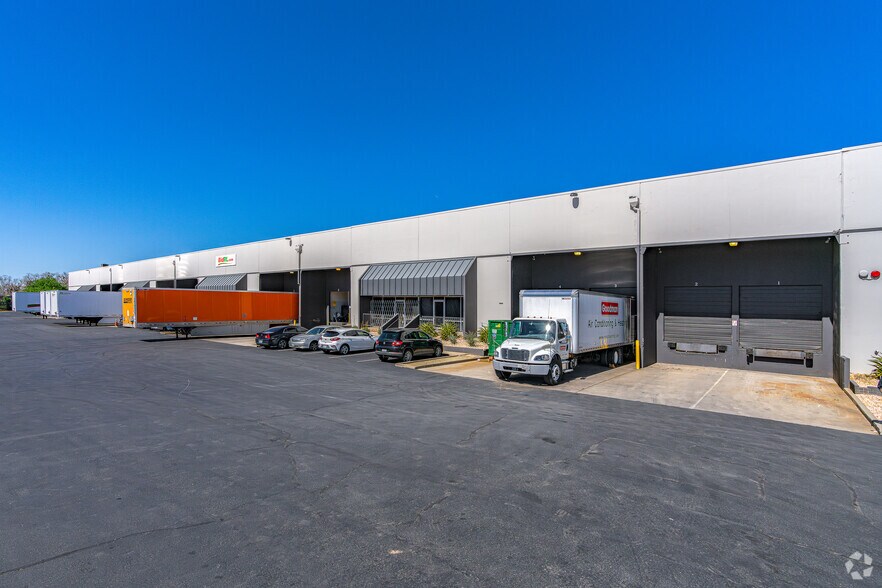 More Photos Of 840 N 10th St, Sacramento Warehouse For Lease