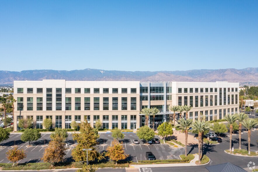 More Photos Of Hospitality Ln @ Tippecanoe, San Bernardino Unknown For Lease