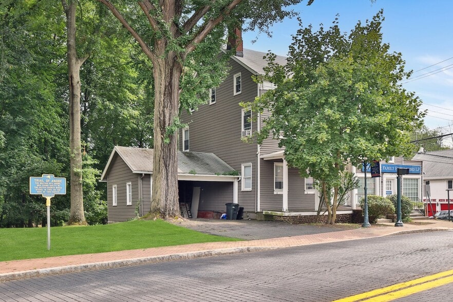 More Photos Of 1 Kings Hwy, Tappan Office For Lease