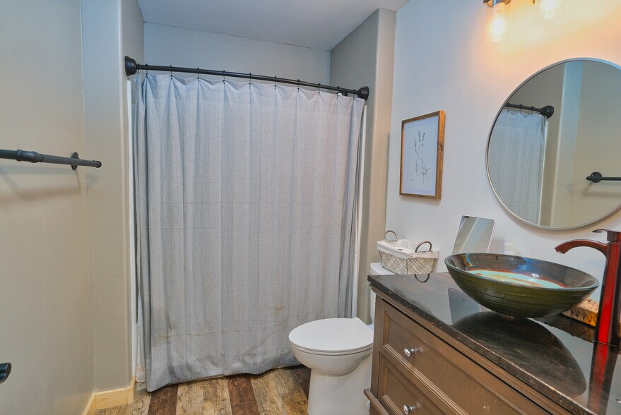 More Photos Of 23 Late September ln, Swan Valley Service For Sale