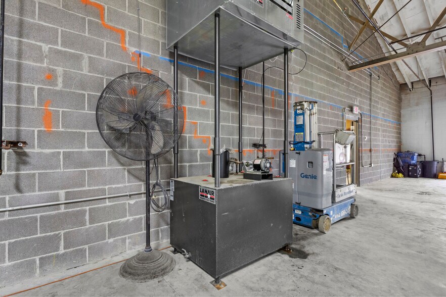 More Photos Of 101 Hi Lane Dr, Richmond Industrial For Sale