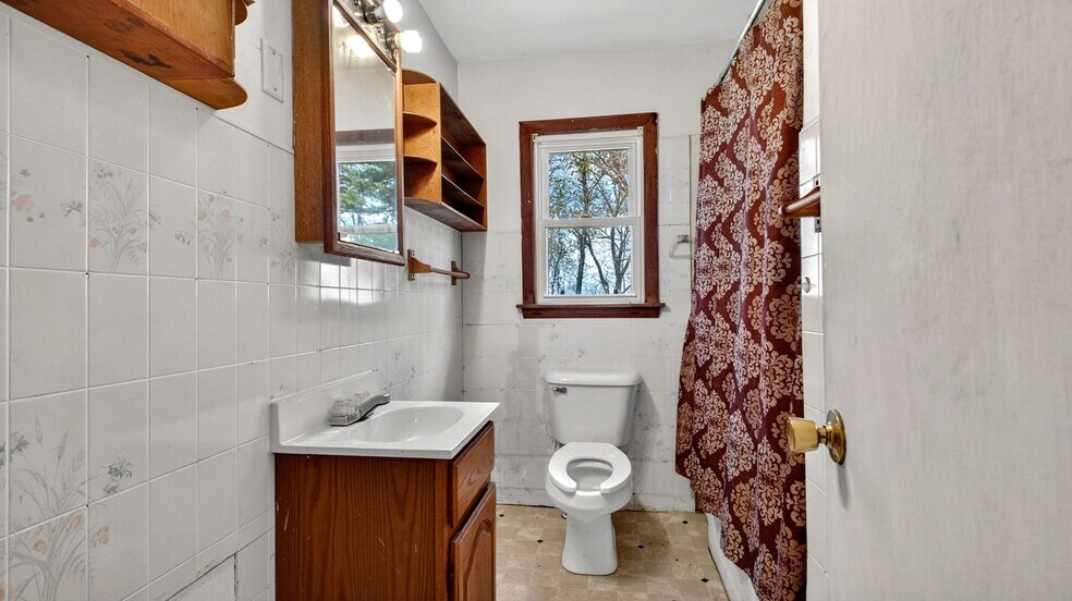 More Photos Of W15282 & W15304 State Highway 64, Gilman Lodge Meeting Hall For Sale