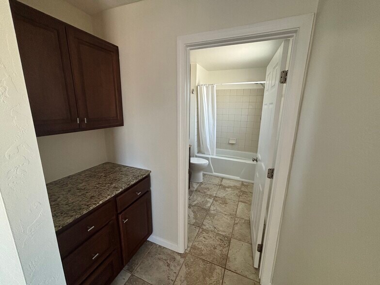 More Photos Of 2954-2958 Mission Blvd, San Diego Apartments For Sale
