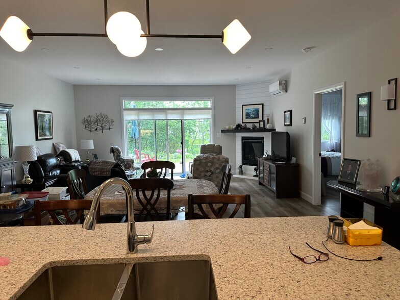 More Photos Of 1115 Millwood Av, Brockville Apartments For Sale