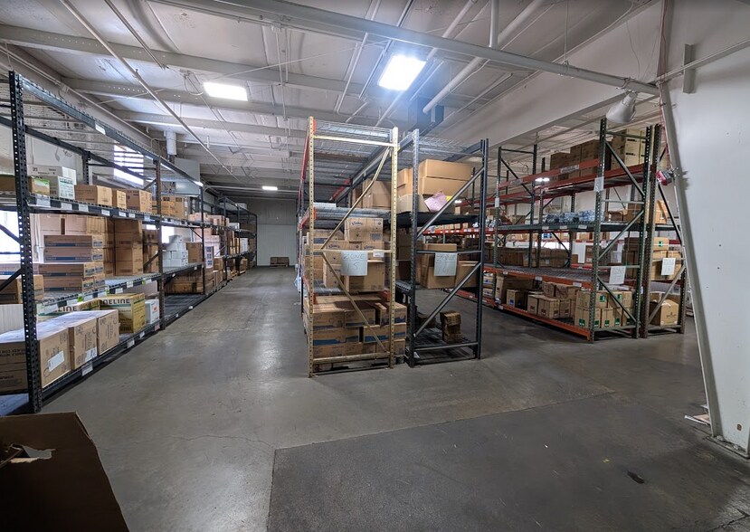 More Photos Of 2400 Ravine Rd, Kalamazoo Distribution For Lease
