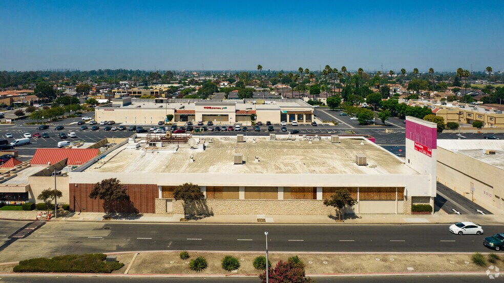 More Photos Of 10001 Paramount Blvd, Downey Storefront For Lease