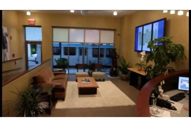 More Photos Of 718 Chestnut St, Philadelphia Storefront Retail Office For Sale