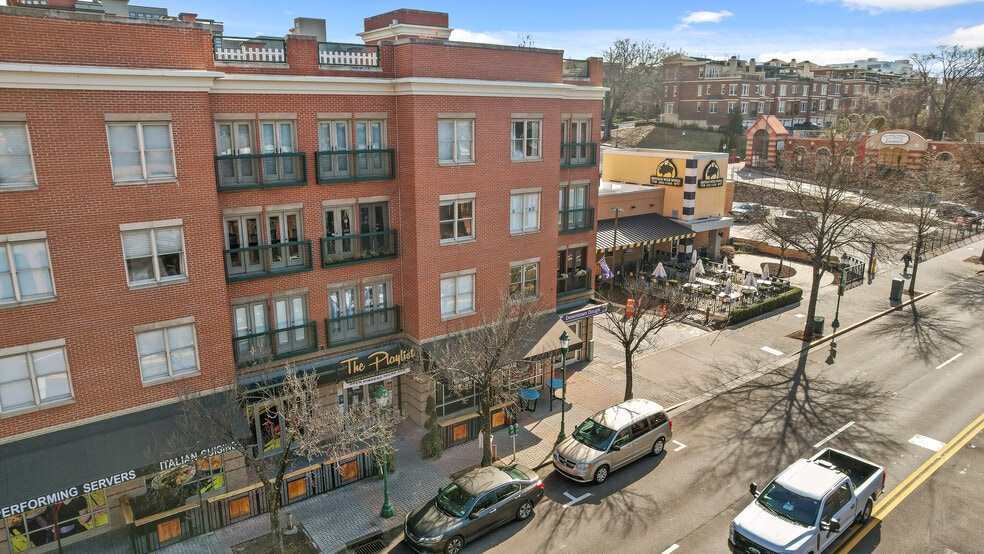 More Photos Of 100 Market St, Chattanooga Storefront For Sale