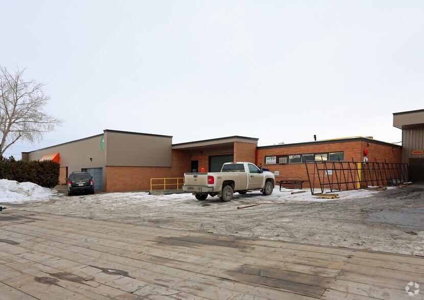 More Photos Of 14710 112th Ave NW, Edmonton Service For Lease