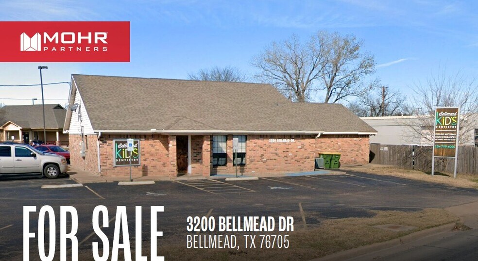 Primary Photo Of 3200 Bellmead Dr, Waco General Retail For Sale